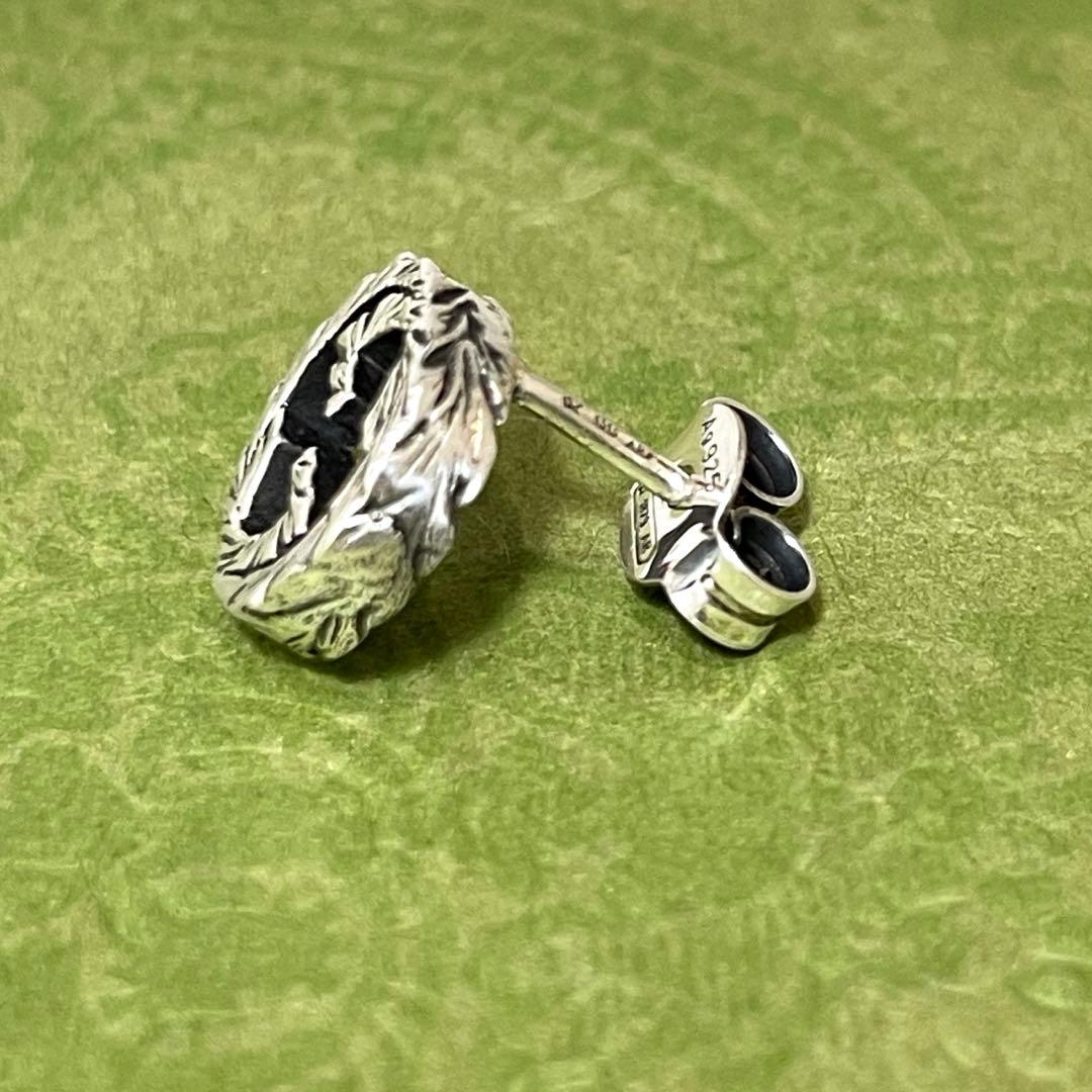 【極美品】グッチ　インターロッキングピアス片耳　メンズ/レディース　アラベスク