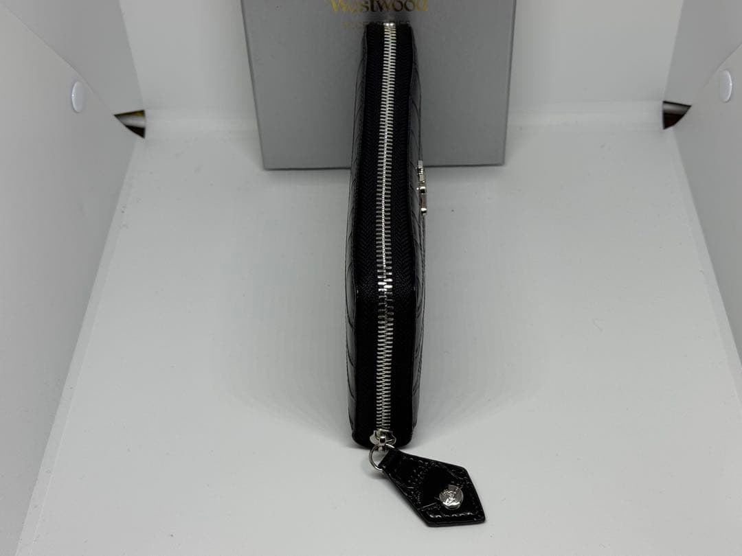 【新品未使用】Vivienne Westwood ブラック 長財布