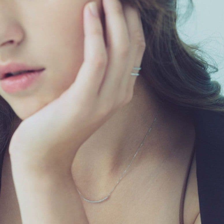 美品　ete　プラチナ　パーティクル　ダイヤモンド　0.06ct　ネックレス