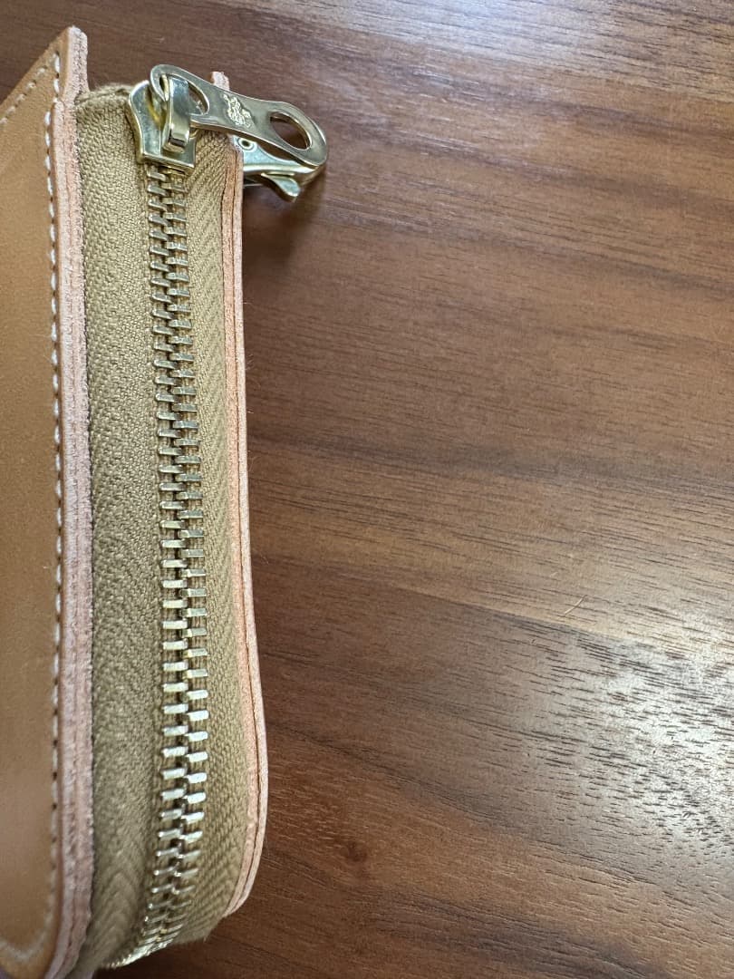 め*そ様 イルビゾンテ L字型ファスナーキーケース