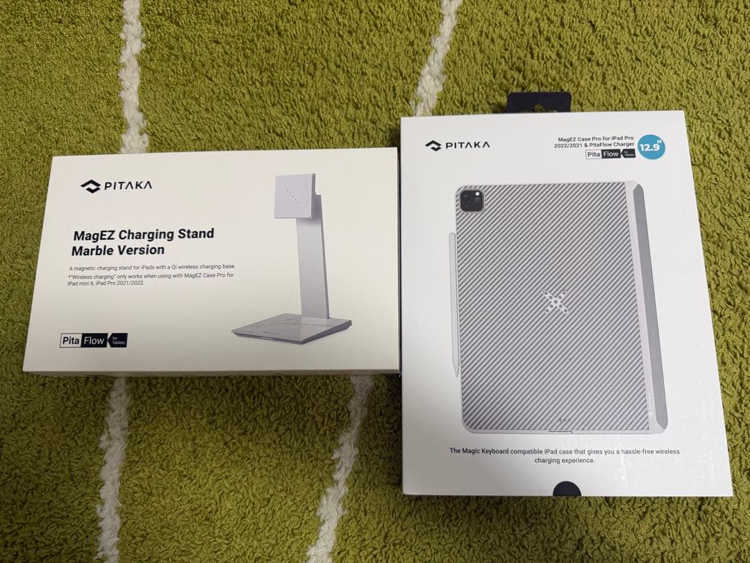 PITAKA MagEZ Charging Stand Marbleとケース