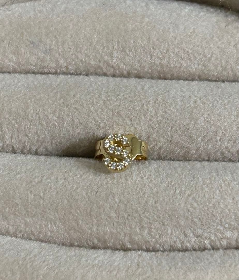 スタージュエリー　K18 ダイヤモンド　イニシャル　ピアス