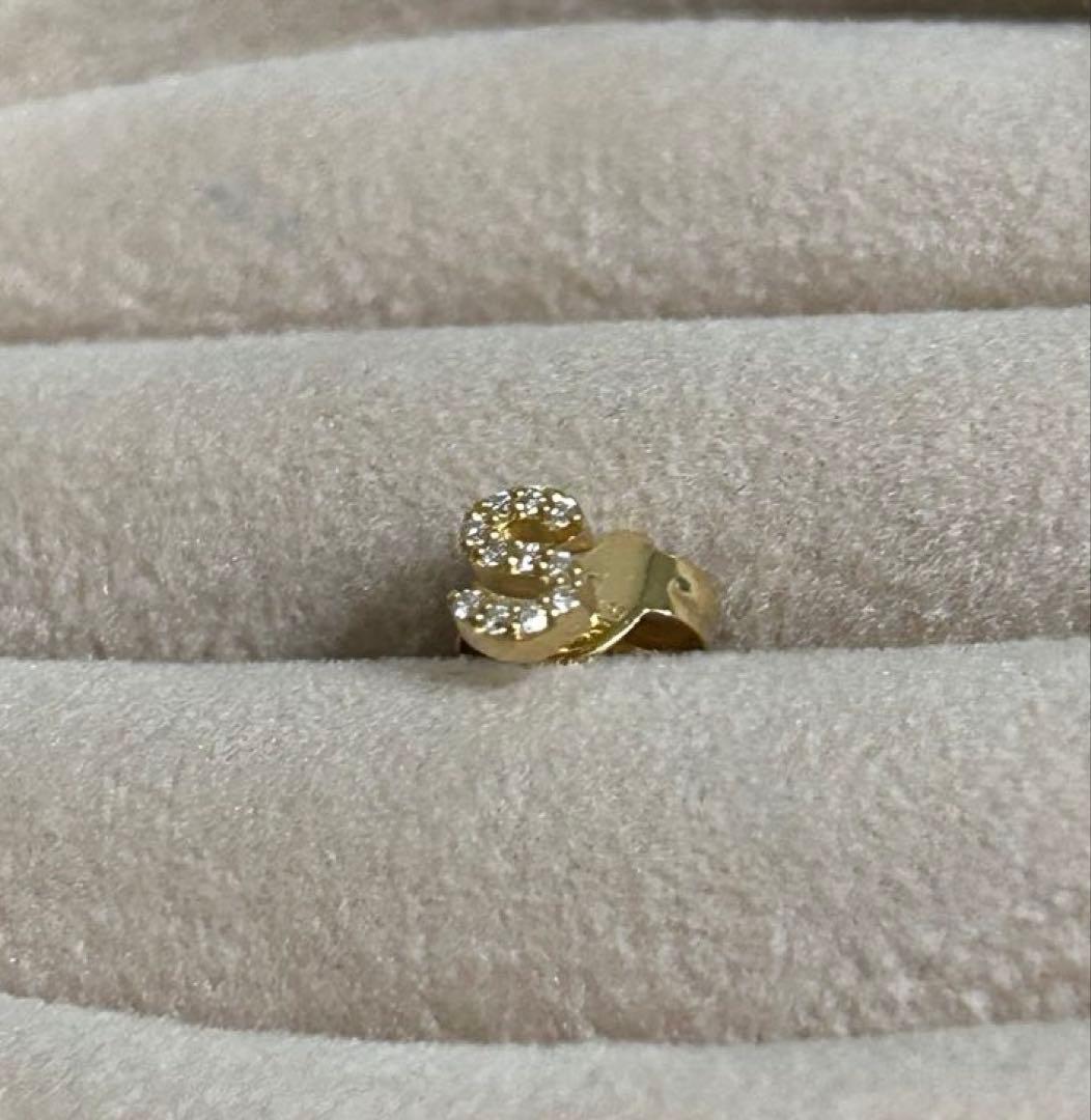 スタージュエリー　K18 ダイヤモンド　イニシャル　ピアス