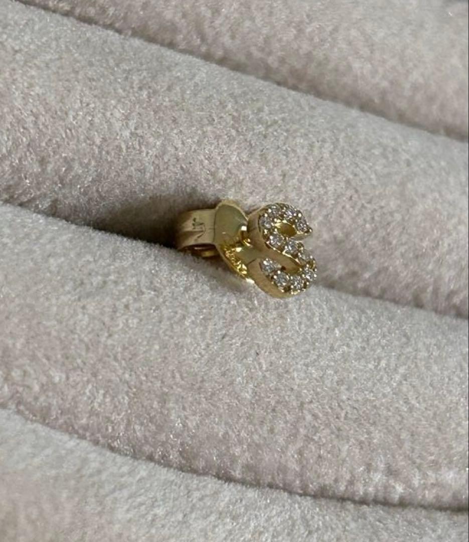 スタージュエリー　K18 ダイヤモンド　イニシャル　ピアス