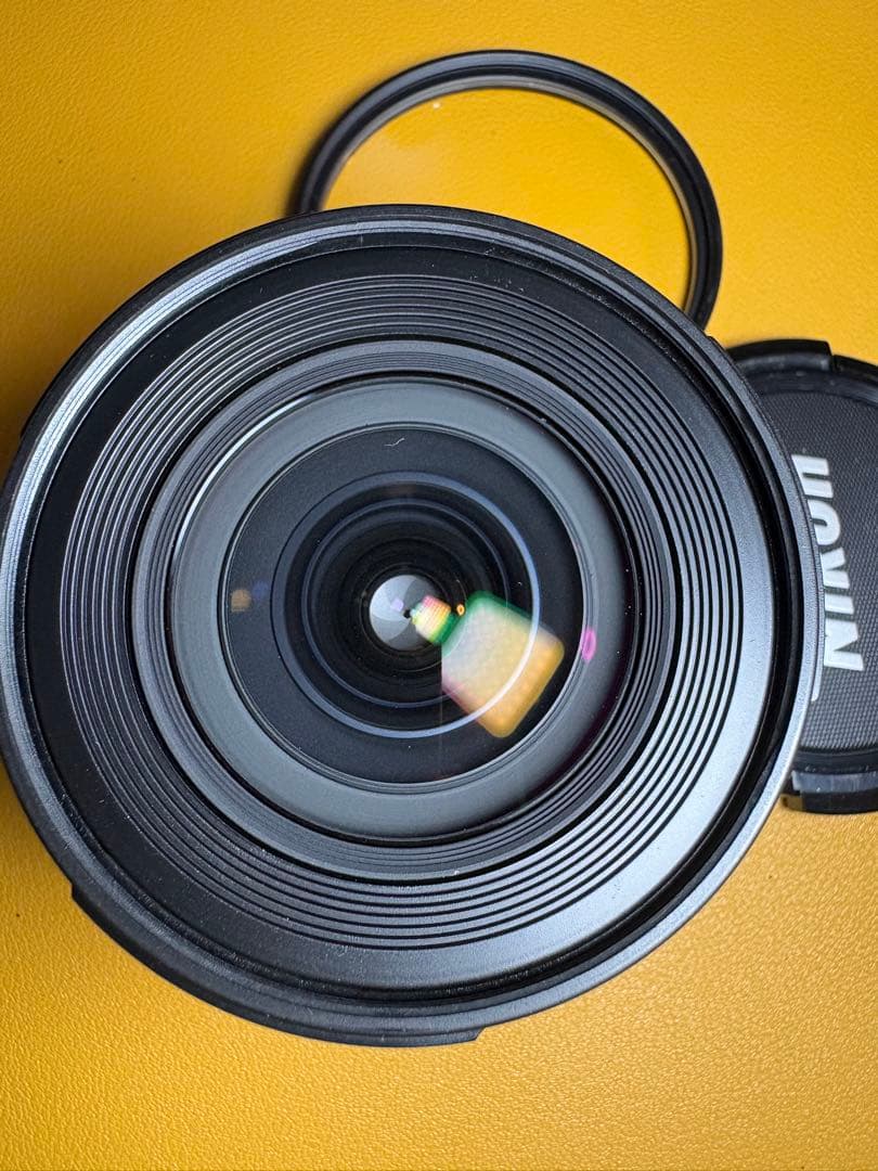 Nikon AF NIKKOR 20mm f/2.8D 単焦点レンズ