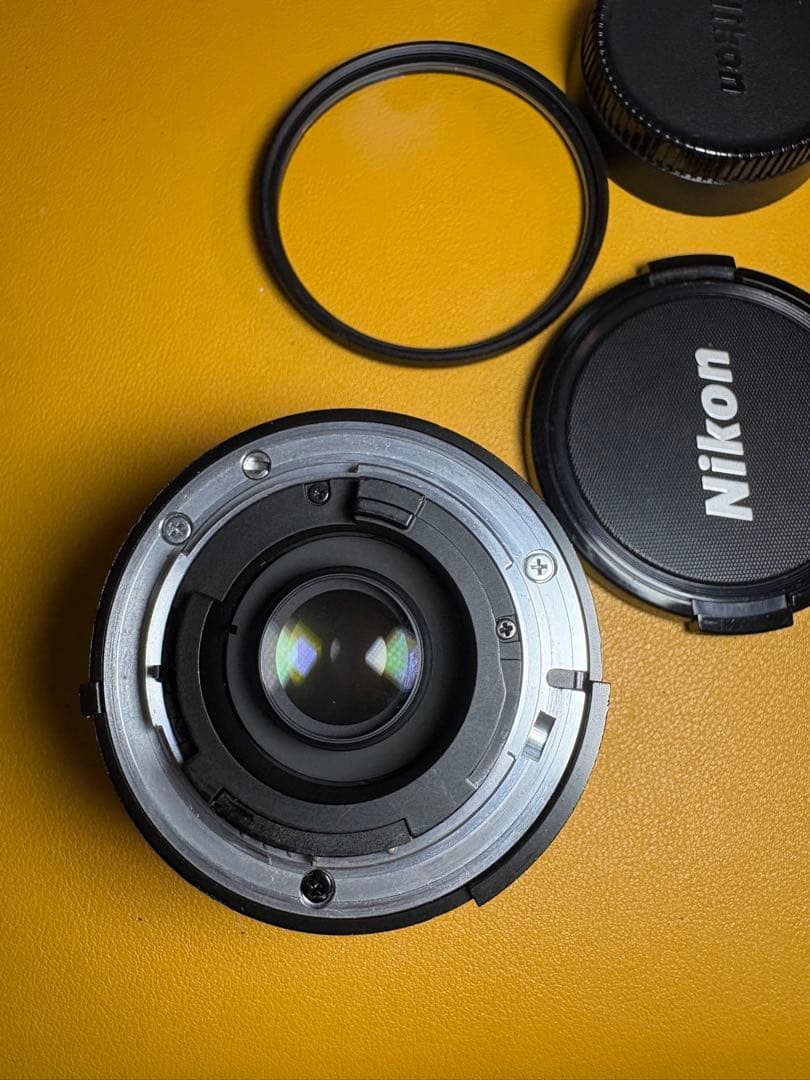 Nikon AF NIKKOR 20mm f/2.8D 単焦点レンズ