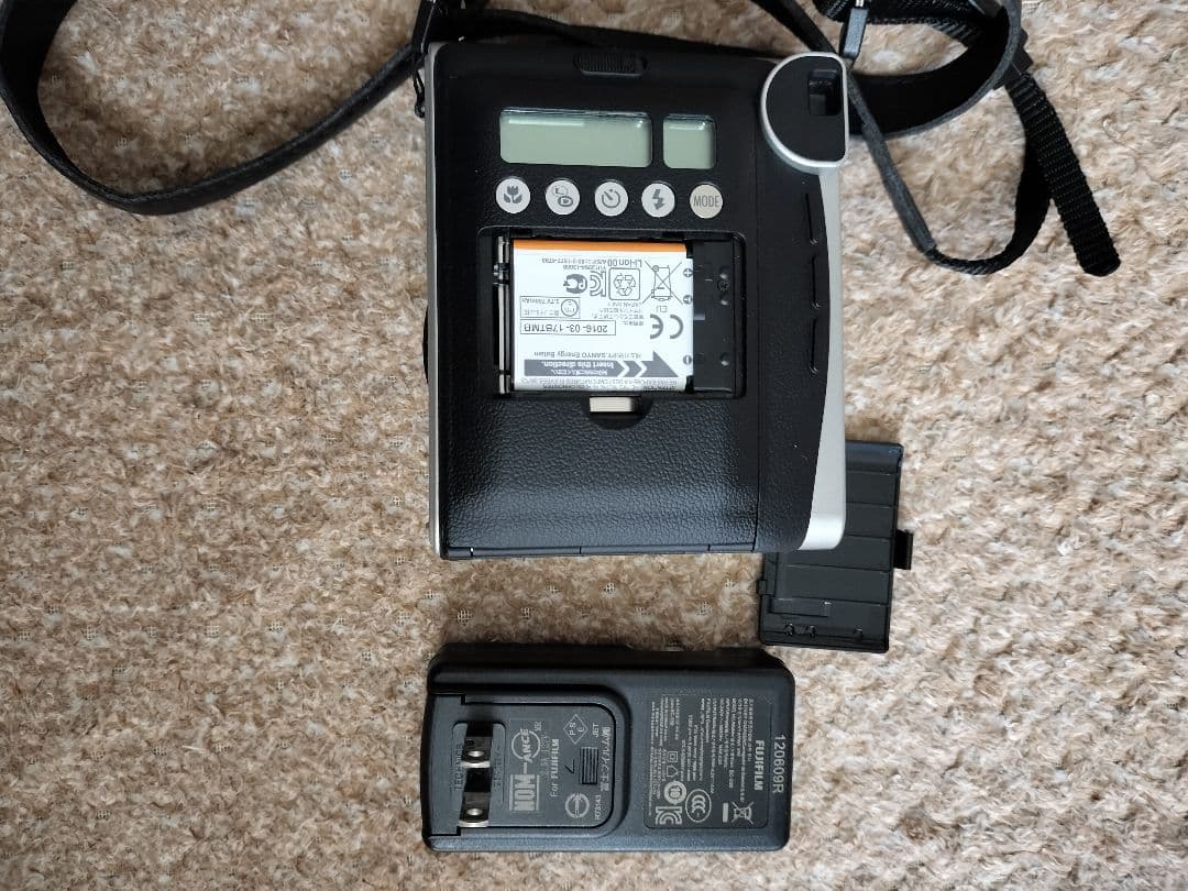 Instax Mini 9 シルバー コンパクトカメラ