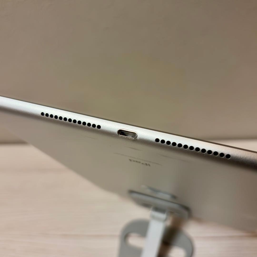 iPad 第9世代 10.2インチ 64GB Wi-Fi シルバー