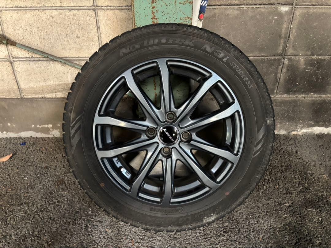 【送料込】175/65R15 ノーストレックスタッドレス アルミホイール付 4本