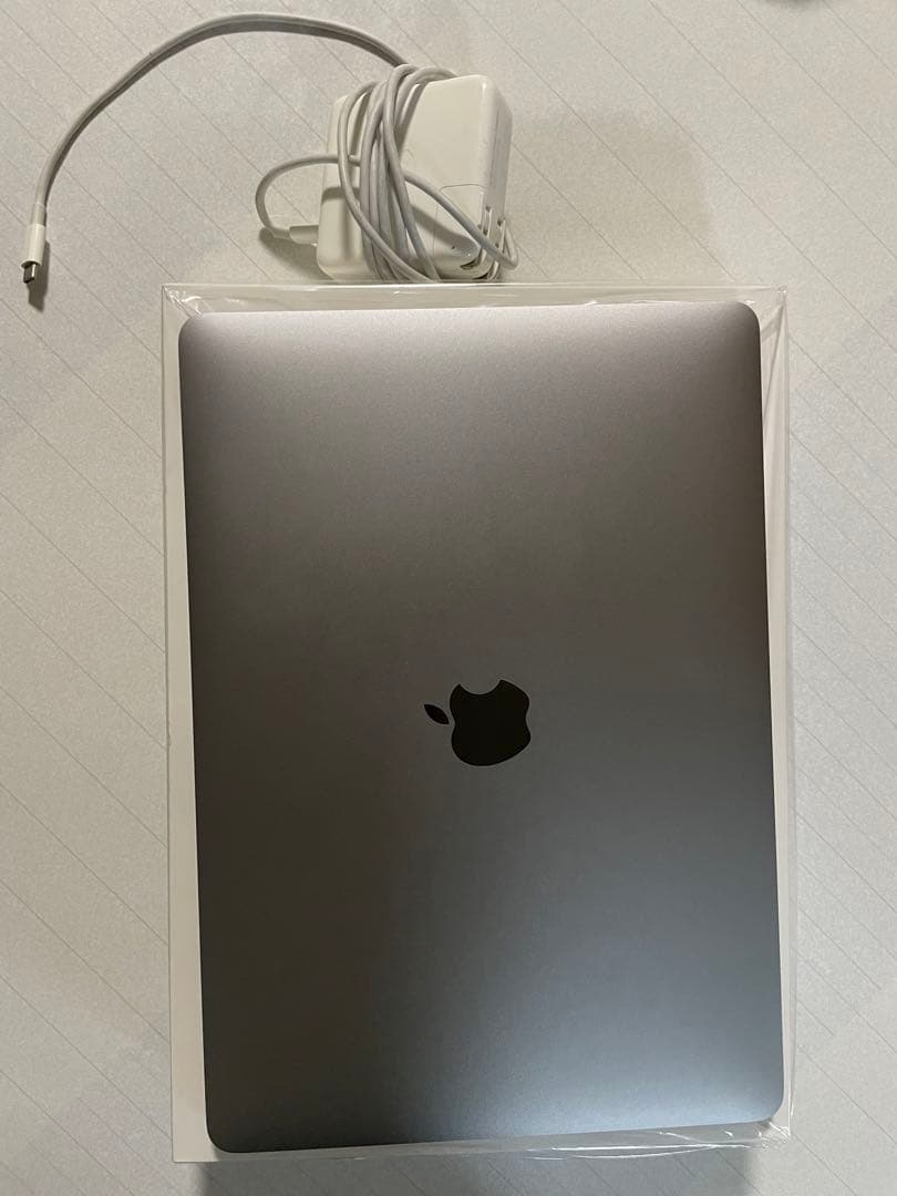 MacBook Pro 13inch 2018 - US配列16GB 512GB