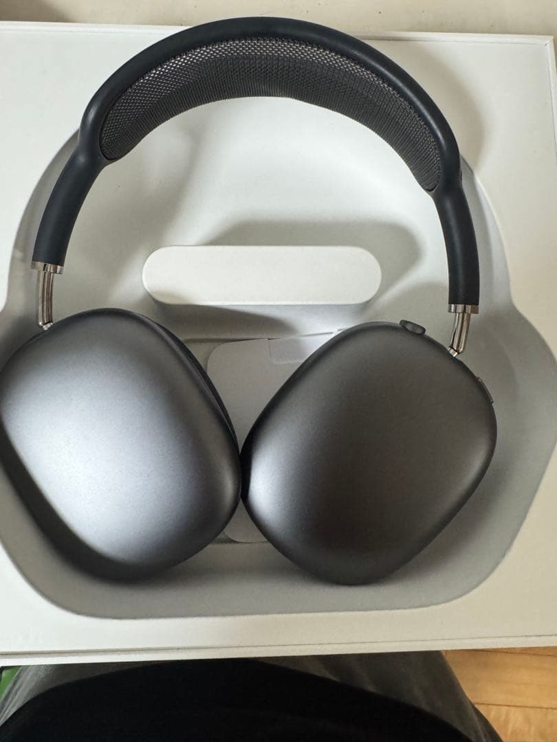 ヘッドホン air pods max