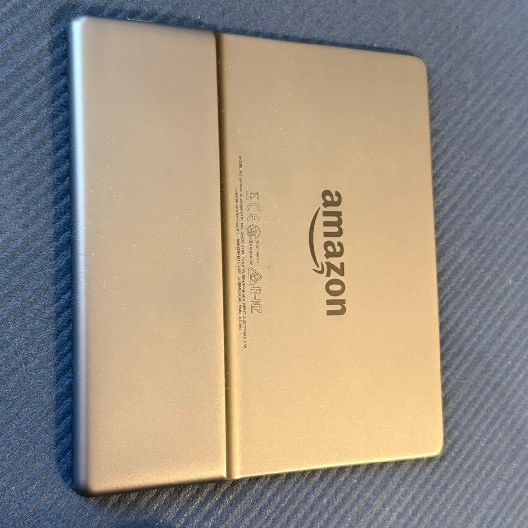 Kindle Oasis 色調調節ライト搭載 Wi-Fi 32GB 広告つき