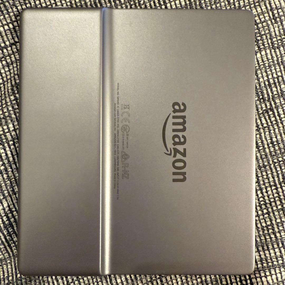 Kindle Oasis 色調調節ライト搭載 Wi-Fi 32GB 広告つき