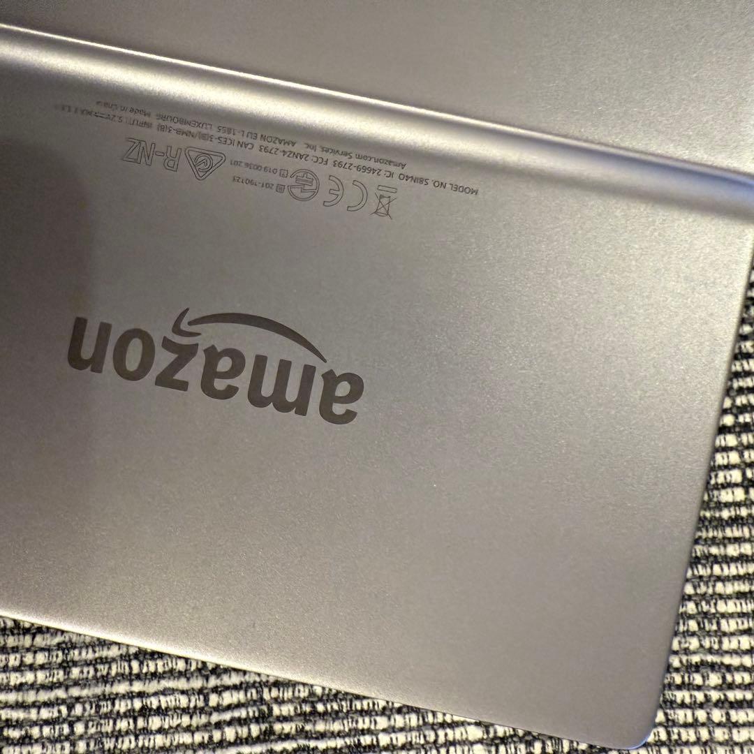 Kindle Oasis 色調調節ライト搭載 Wi-Fi 32GB 広告つき