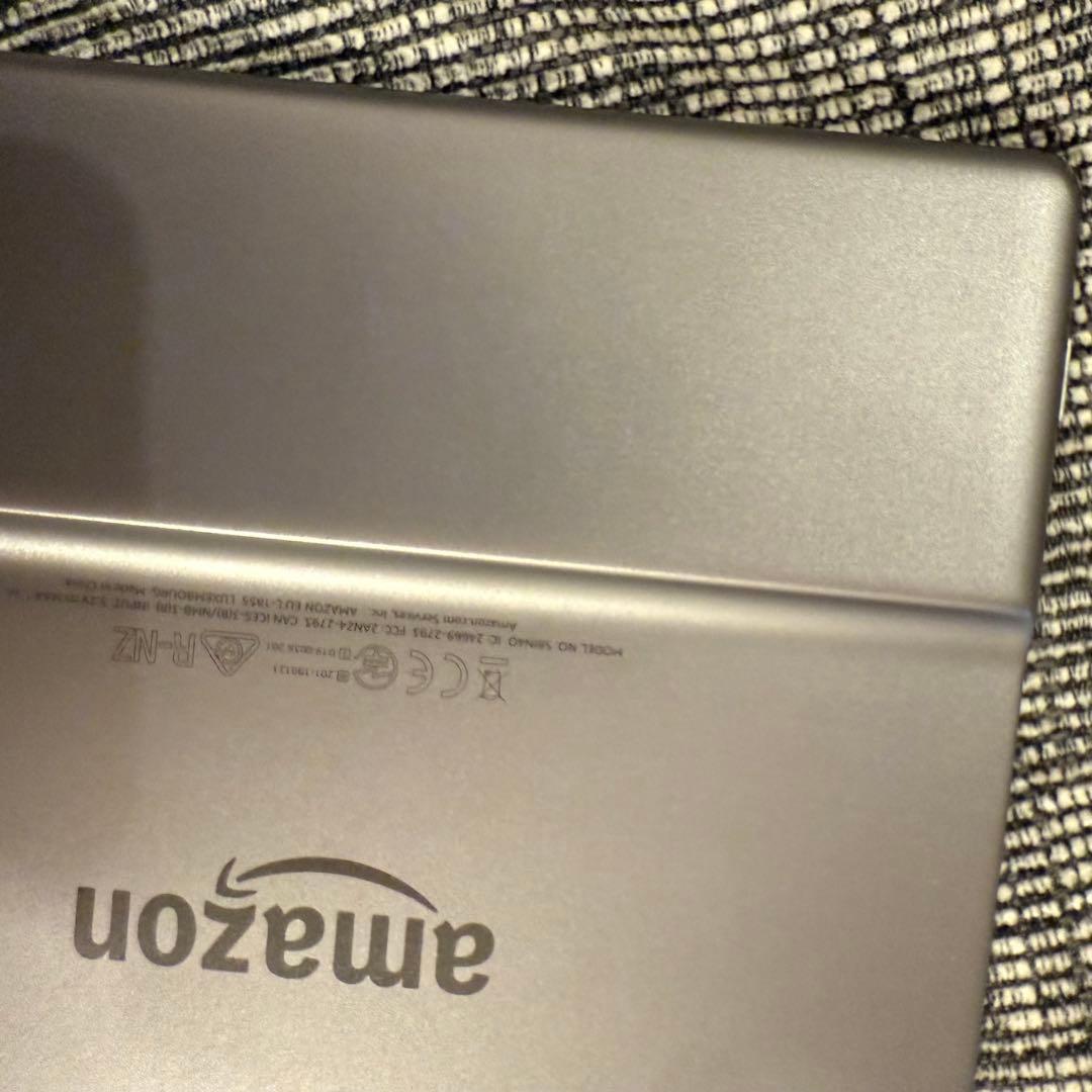 Kindle Oasis 色調調節ライト搭載 Wi-Fi 32GB 広告つき