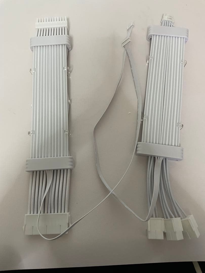 ホワイトLEDケーブル 24ピンとハイエンドモデル用12ピン