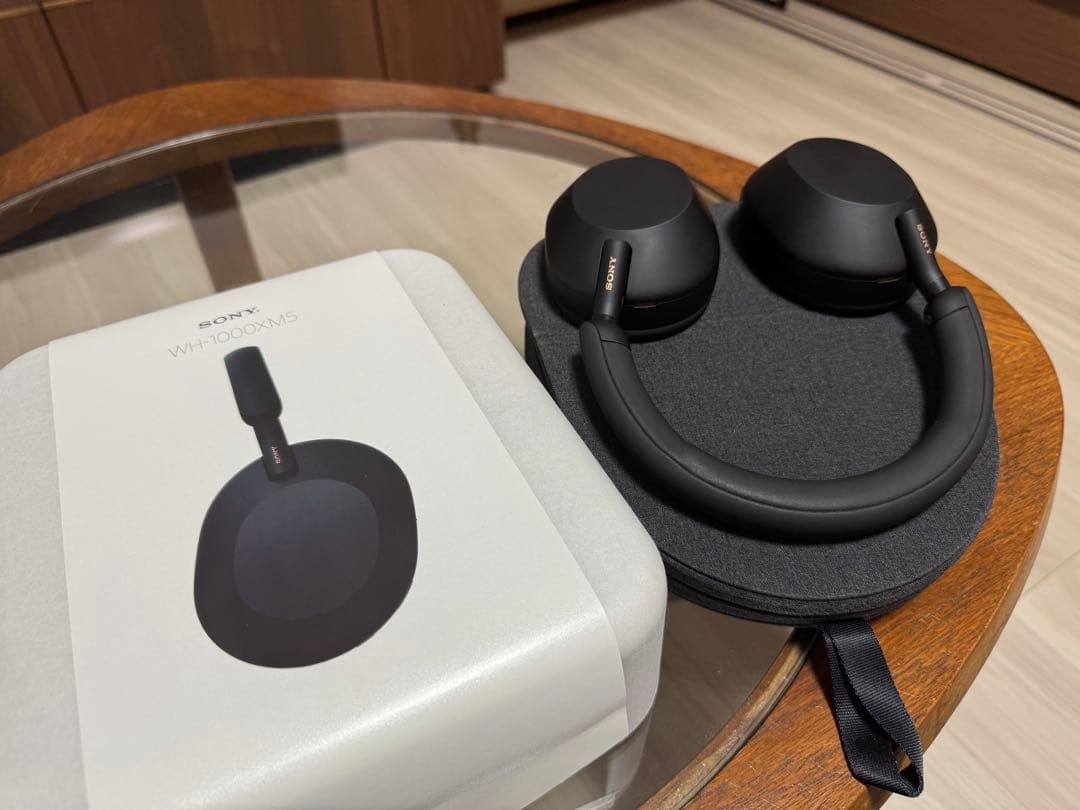 SONY WH-1000XM5 ブラック ケース付き　付属品完備