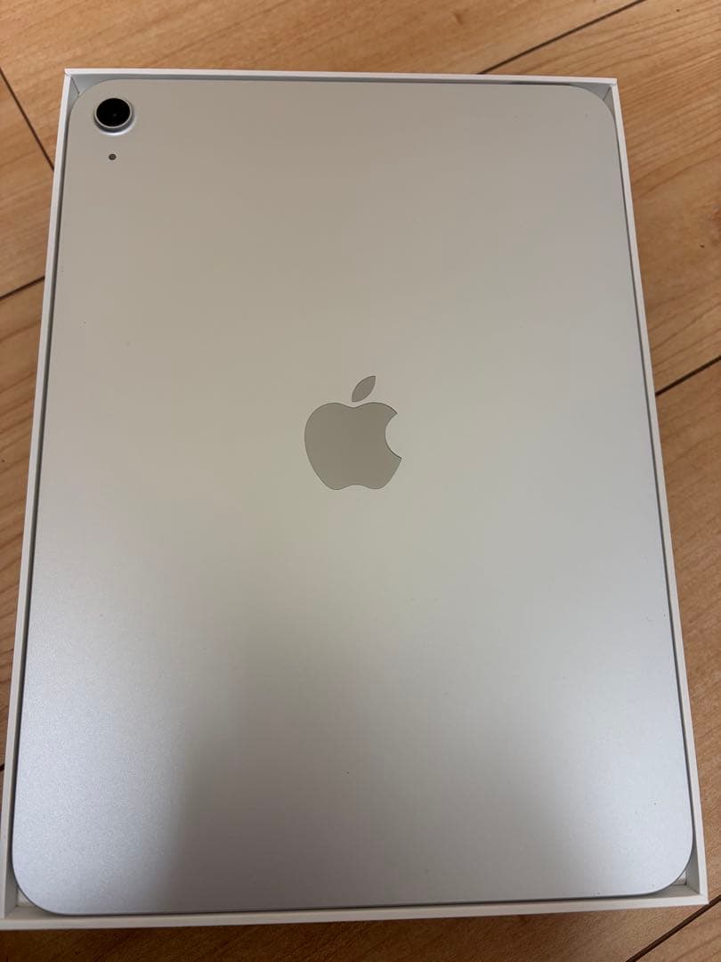 Apple iPad 11世代 シルバー 本体