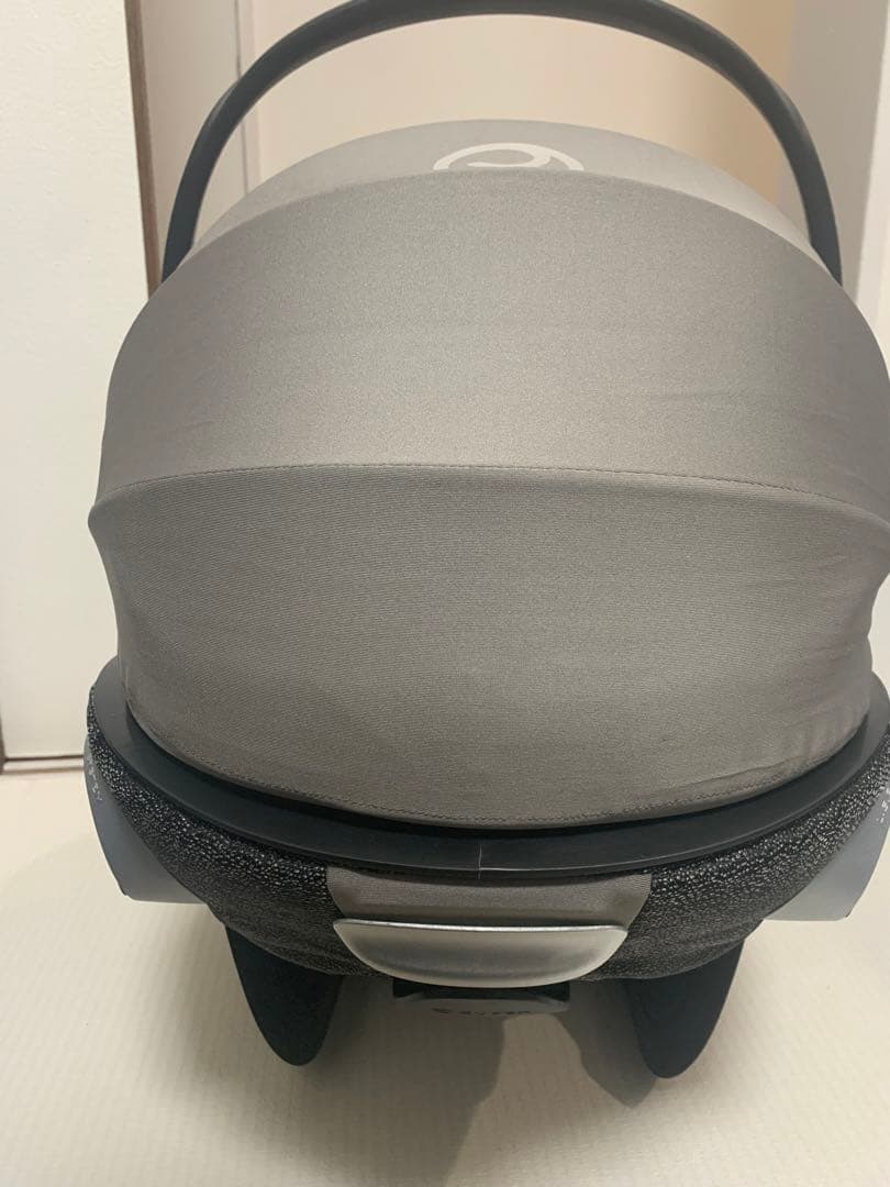 Cybex Z2isizeチャイルドシート、ISOFIX対応ベースTシリーズZ2