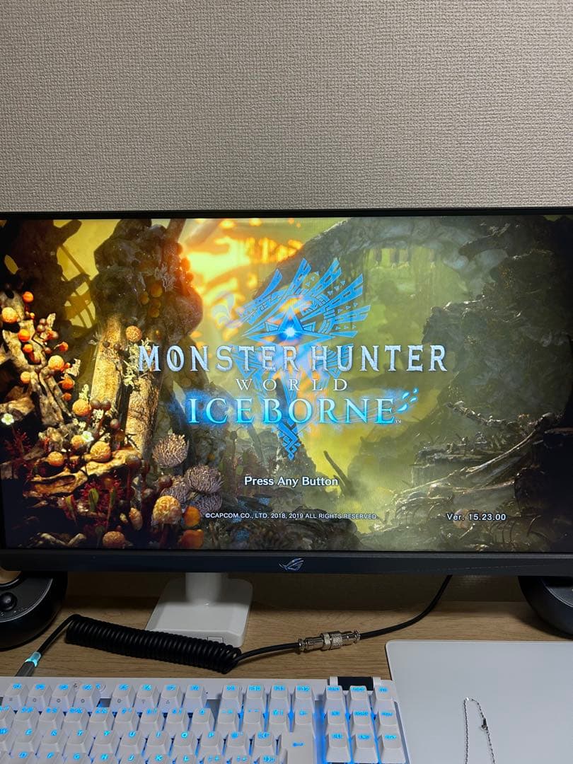 ASUS 24.5インチゲーミングモニター ROG Strix XG259CS