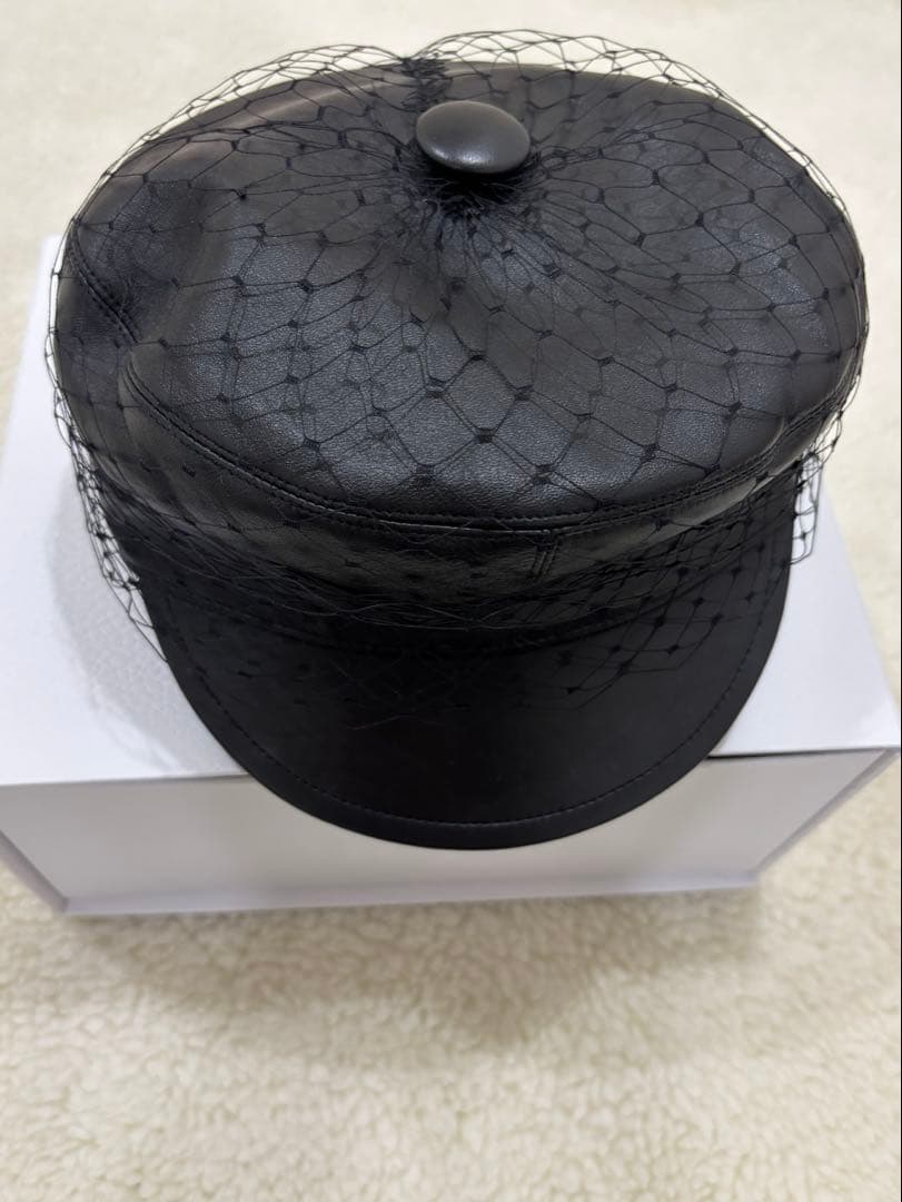 DIOR キャスケット　ベール付き