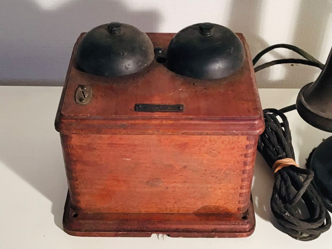 博物館級 昭和レトロ アンティーク 当時物 黒電話機 ダイヤル式