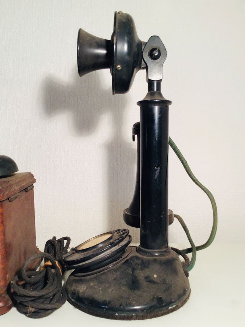 博物館級 昭和レトロ アンティーク 当時物 黒電話機 ダイヤル式