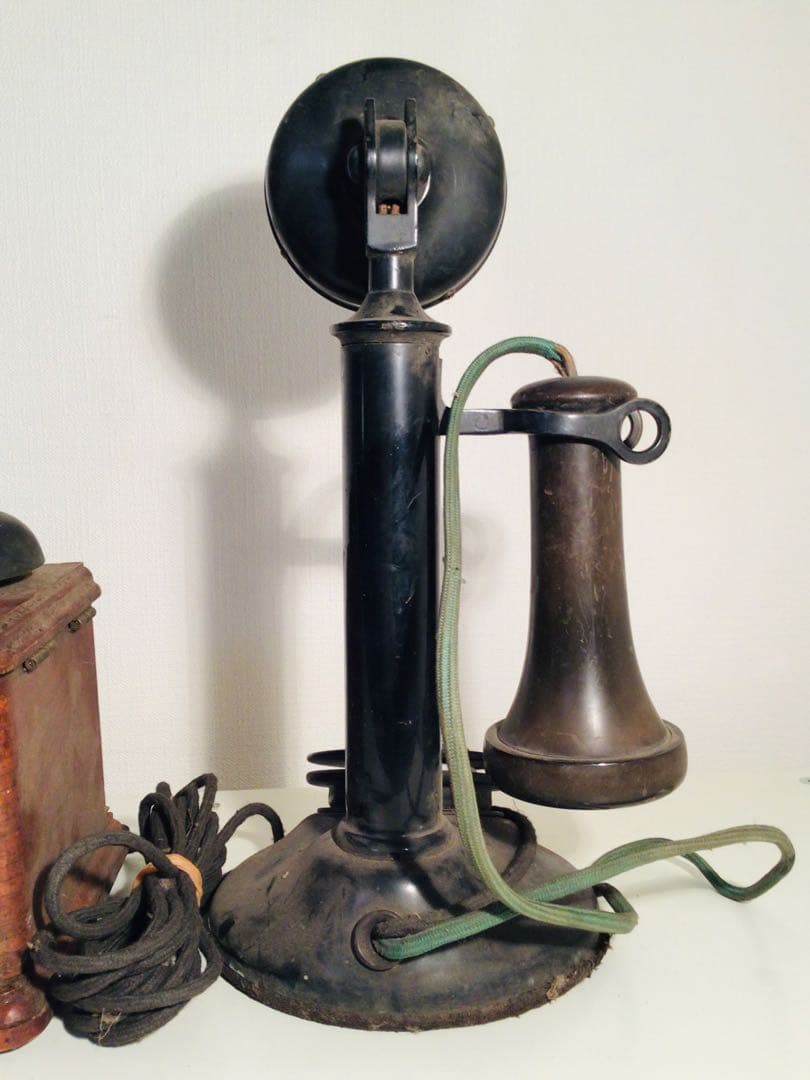 博物館級 昭和レトロ アンティーク 当時物 黒電話機 ダイヤル式