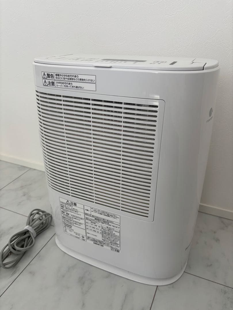 21年製品 Panasonic 除湿機