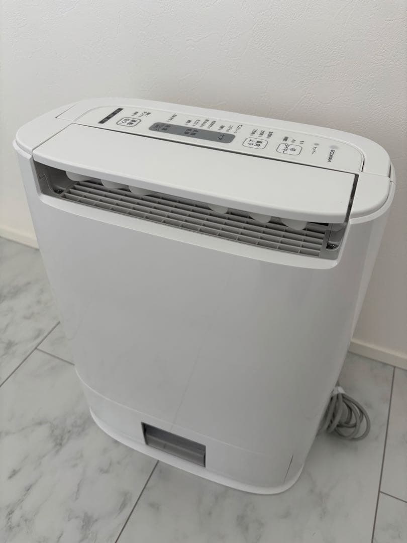 21年製品 Panasonic 除湿機