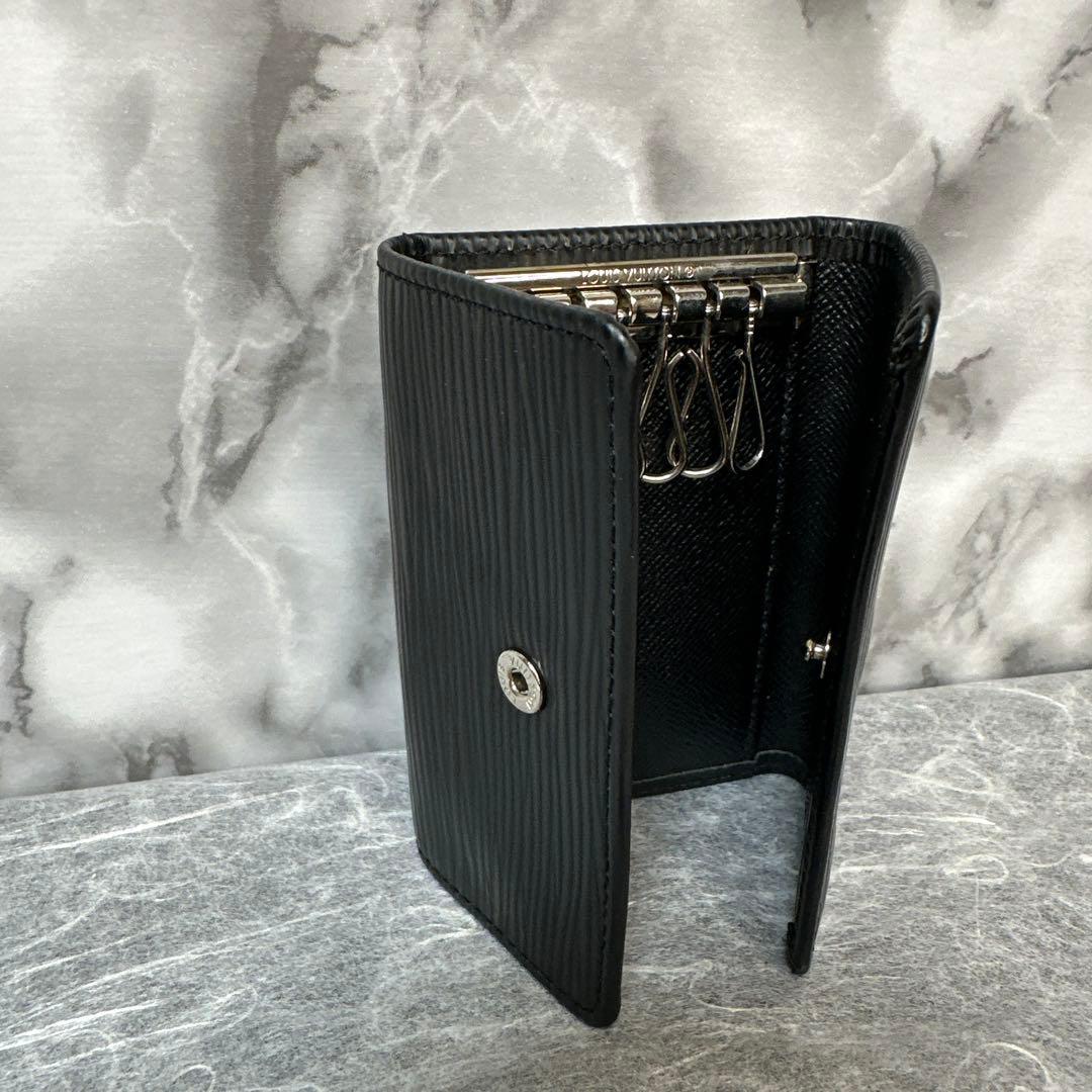 さくらLouis Vuitton エピレザー 黒　6連キーリング　超美品
