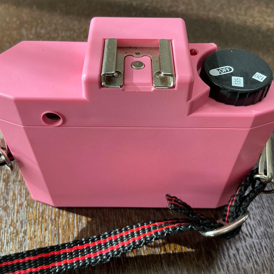 セール　HOLGA デジタルカメラ ピンク