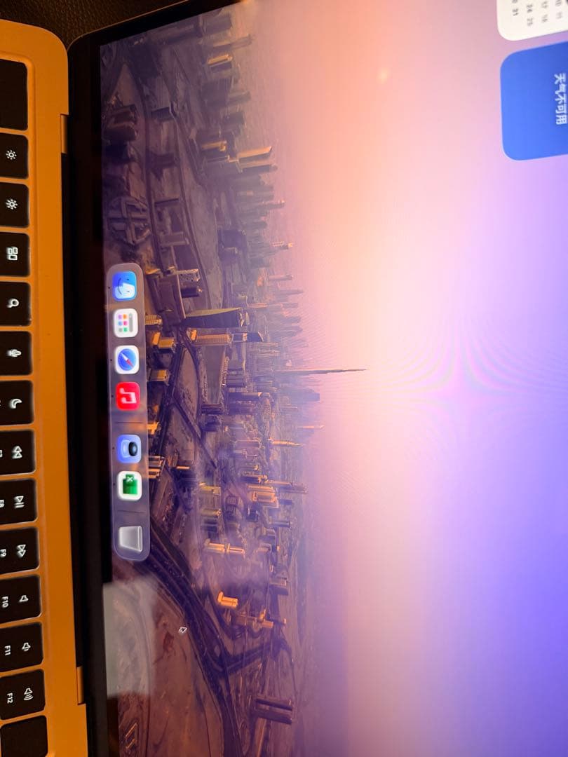 Apple MacBook air 8g 256 13インチ