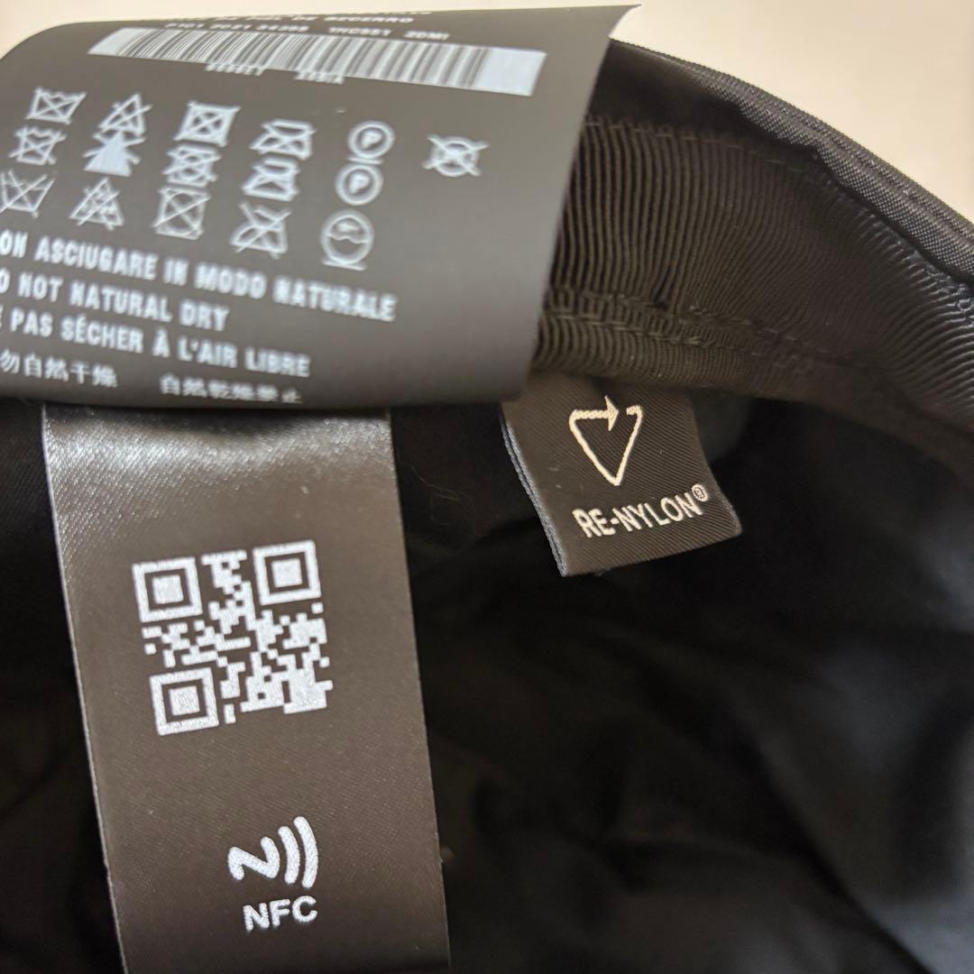 PRADA Re-Nylon ニュースボーイキャップ