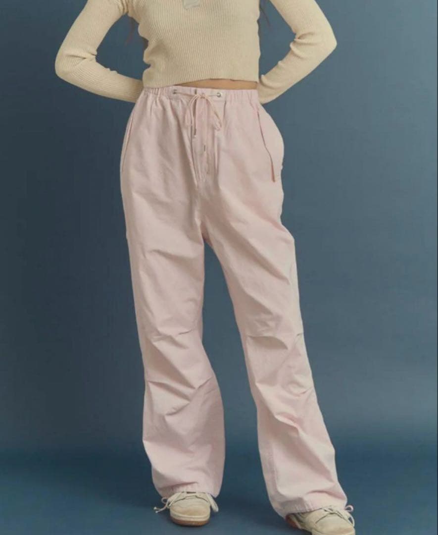 シシクイshishikuiパラシュートパンツM新品未使用