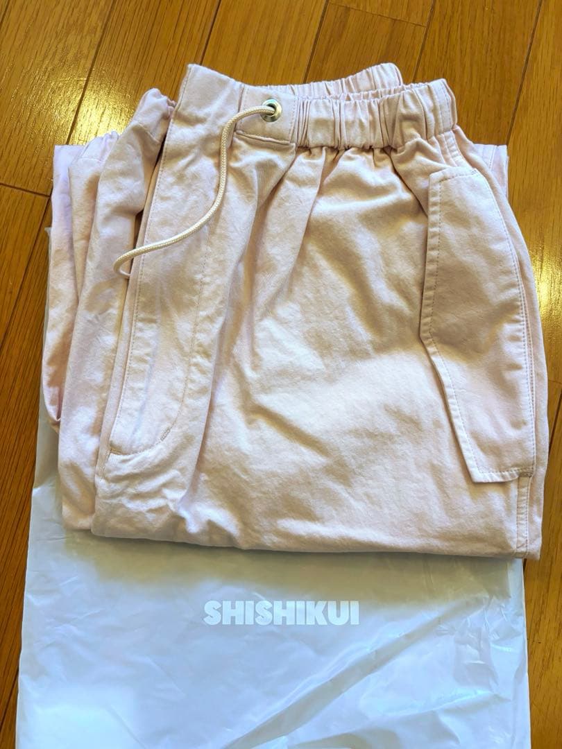 シシクイshishikuiパラシュートパンツM新品未使用