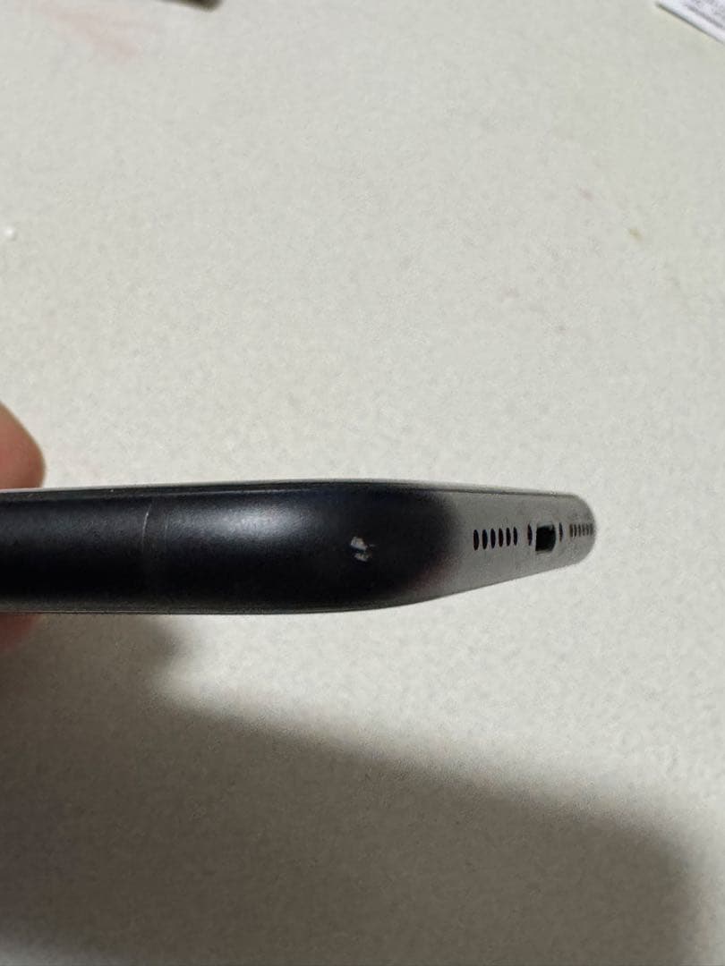 Apple iPhone XR ブラック 本体　128GB