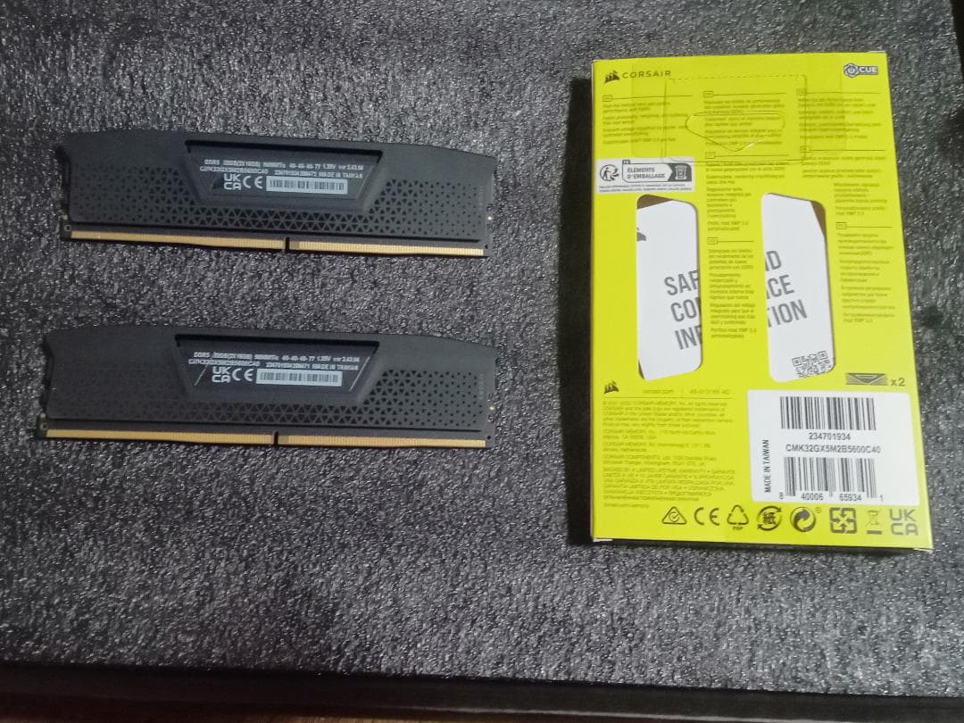 メモリー Corsair DDR5 32GB 16GB x2 5600MHz