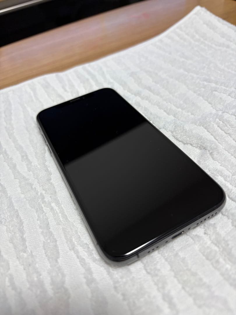 携帯電話本体 iPhoneXs 64GB