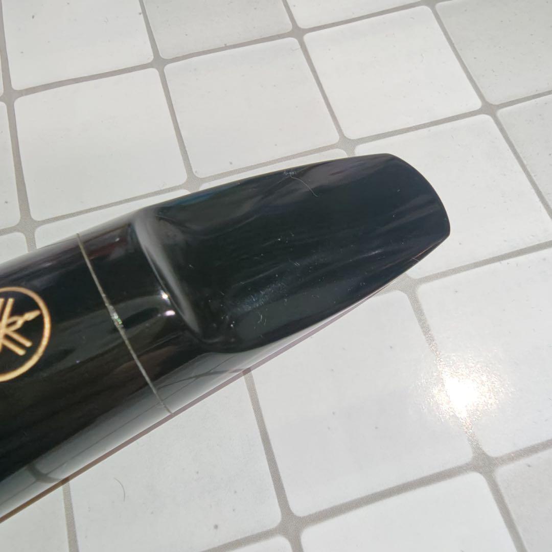 バリトンサックス用「マウスピース・リガチャー・キャップセット（ヤマハカスタム）」