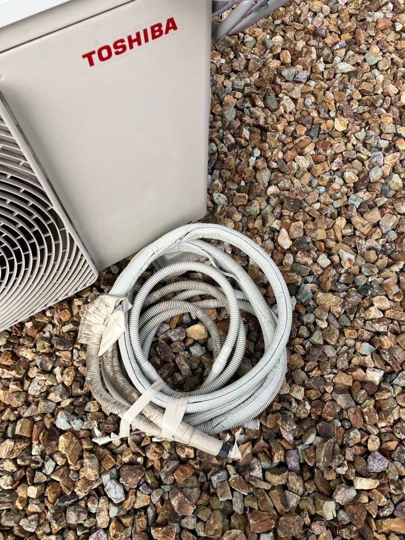 東芝　エアコン　本体一式　14畳用