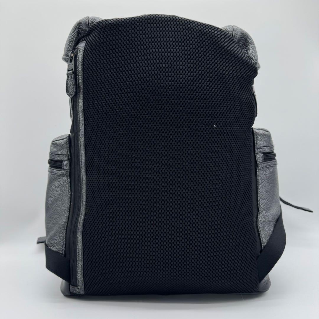 極美品✨コーチ リュック トレック A4 レザー×ナイロン 黒×銀