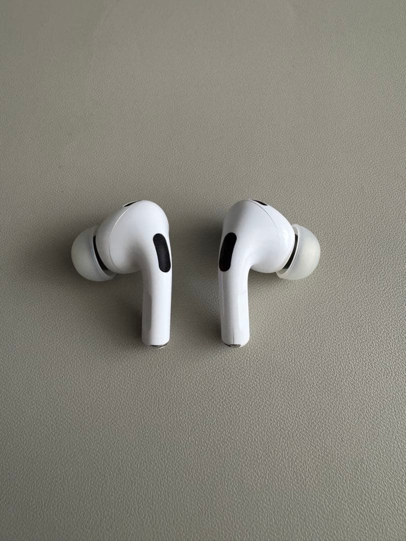 AirPods Pro 2(ライトニング)