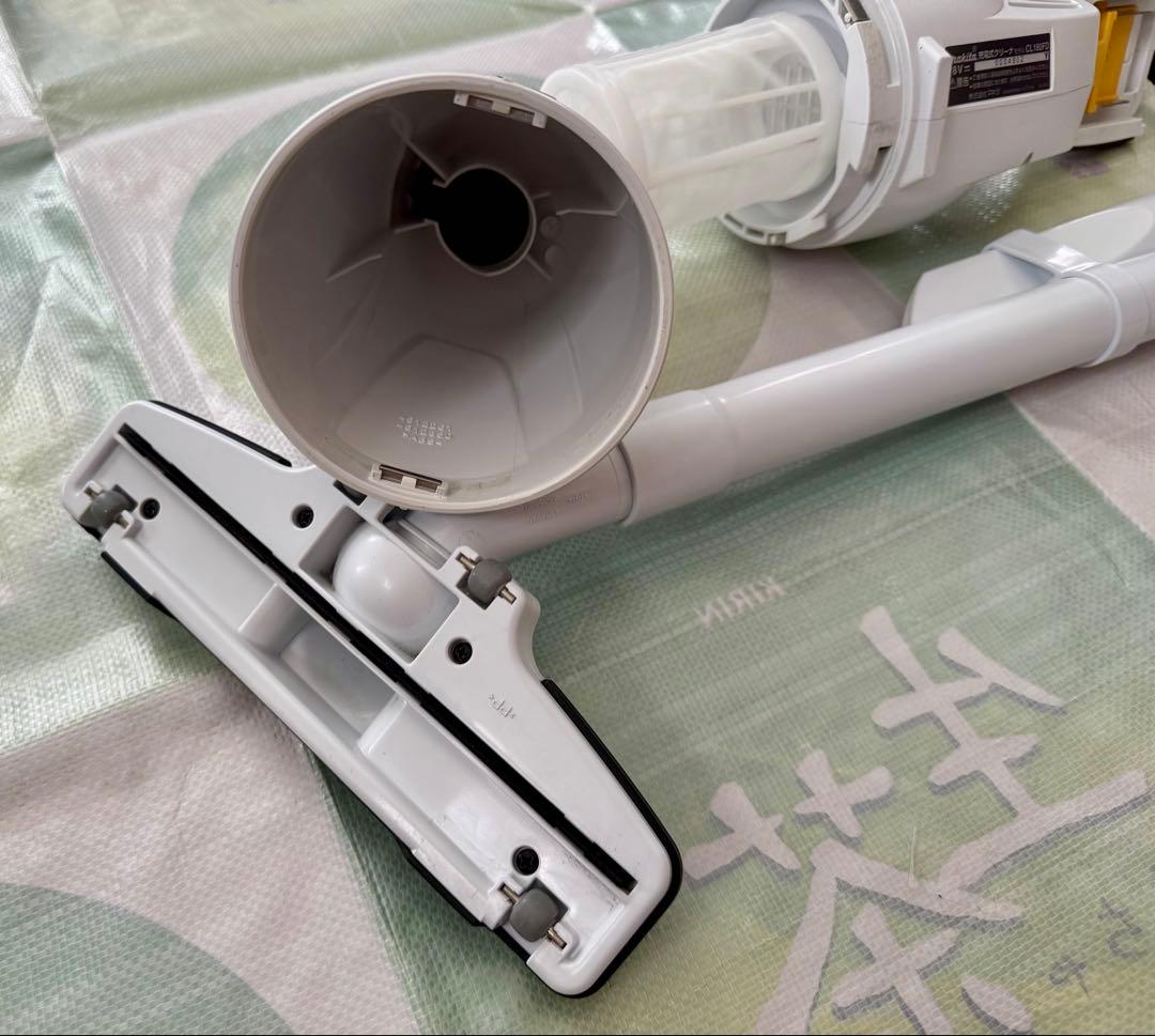 マキタ 18V充電式クリーナー CL180FD フルセット スタンド付き 美品