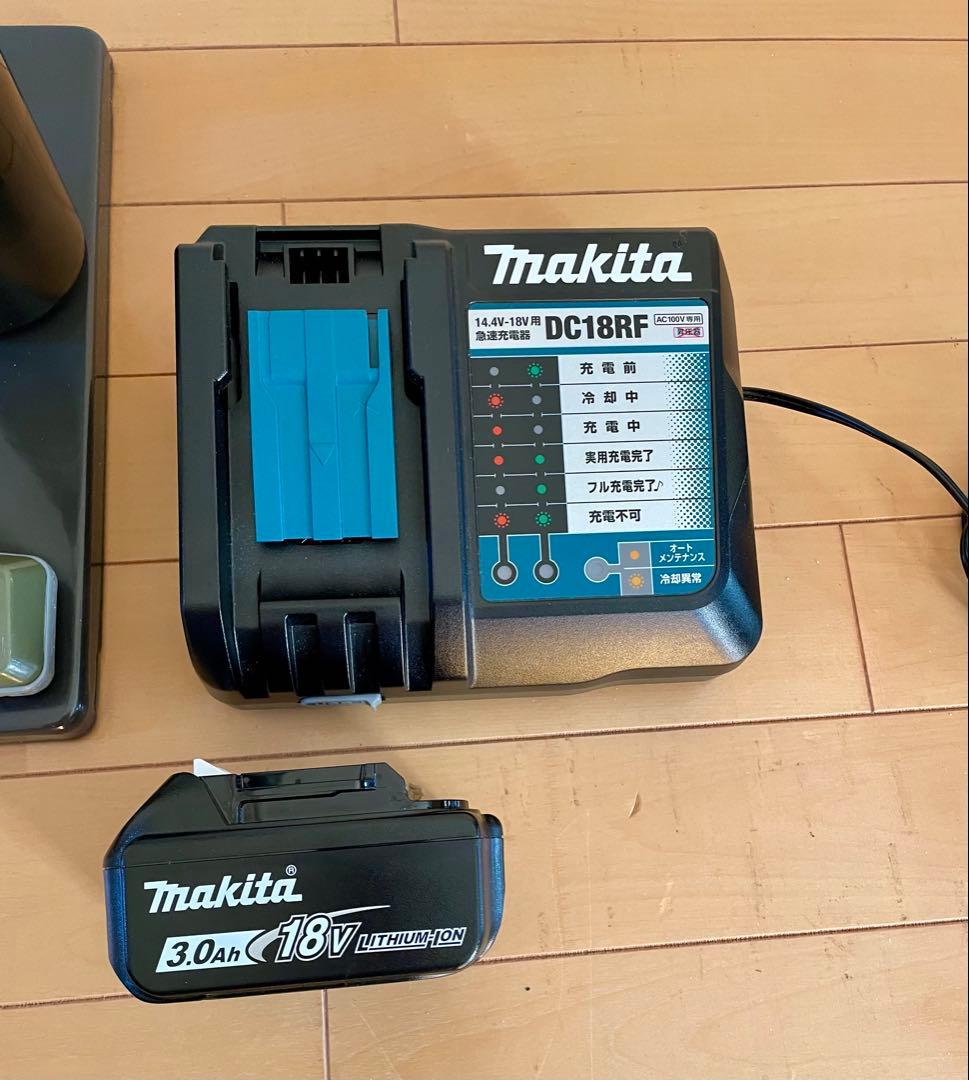Makita マキタCL286FD充電式スティッククリーナー