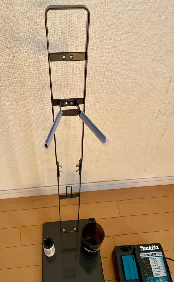 Makita マキタCL286FD充電式スティッククリーナー