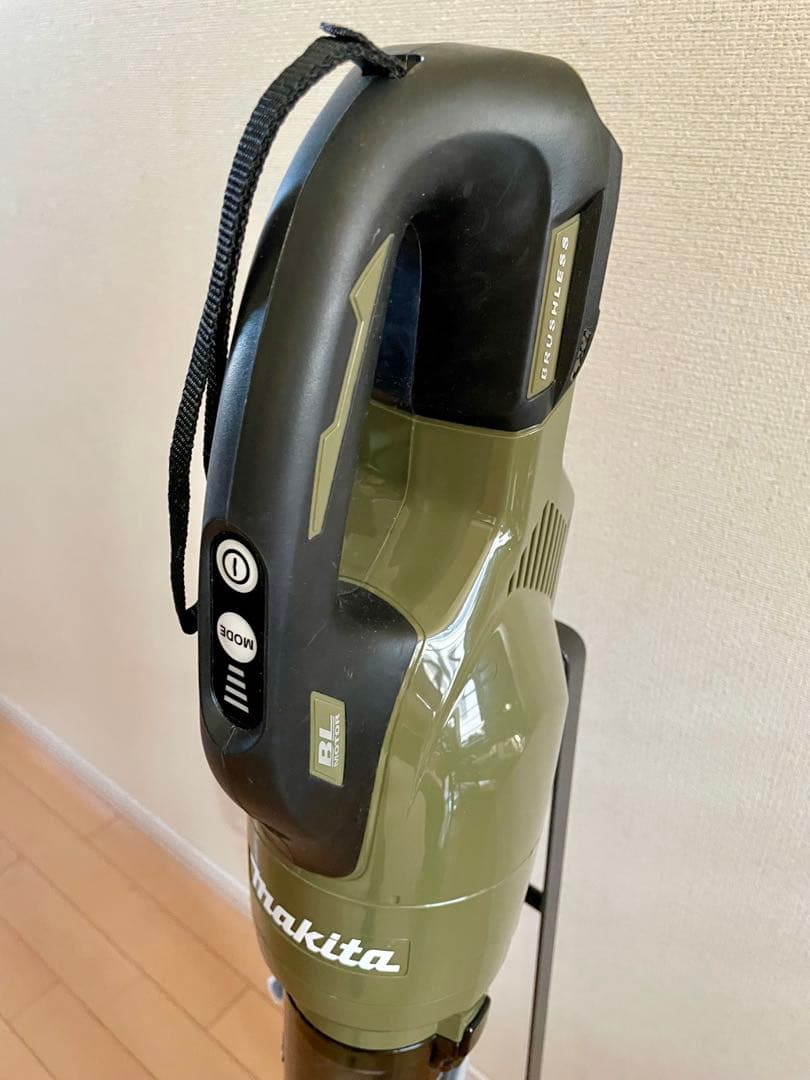 Makita マキタCL286FD充電式スティッククリーナー