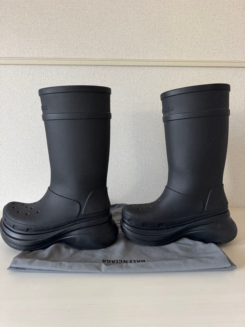 Balenciaga Crocs カニエウェスト