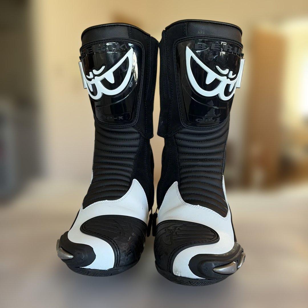 ベリック　レーシングブーツ　サイズ46 白黒