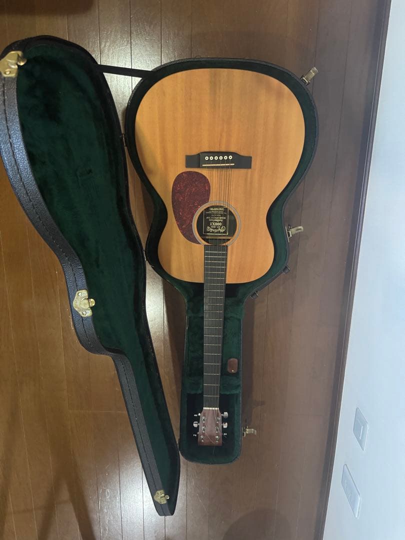 マーティン　martin アコースチックギター　000X1